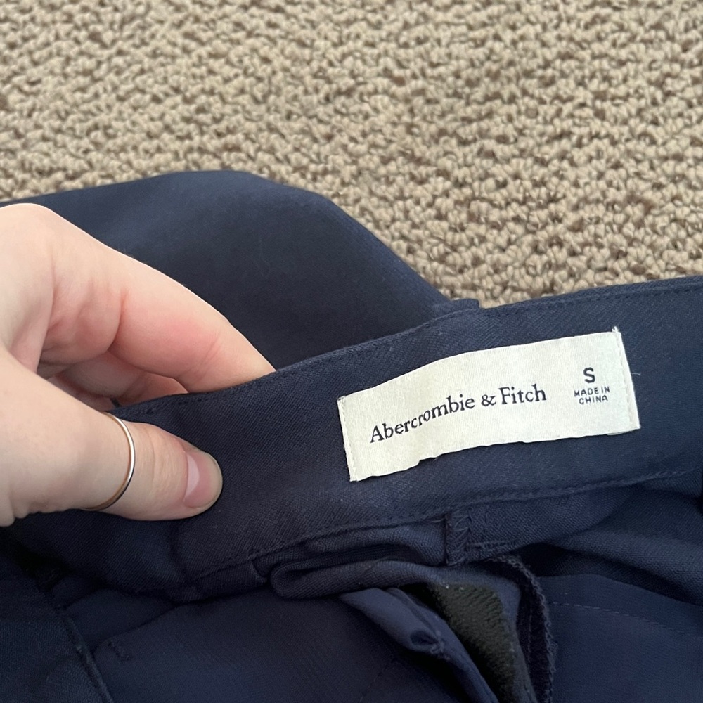 Abercrombie high rise linen short - Picture 3 of 5